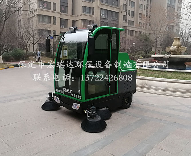 承德豐寧小區使用保定宏瑞達1900物業掃地車案例