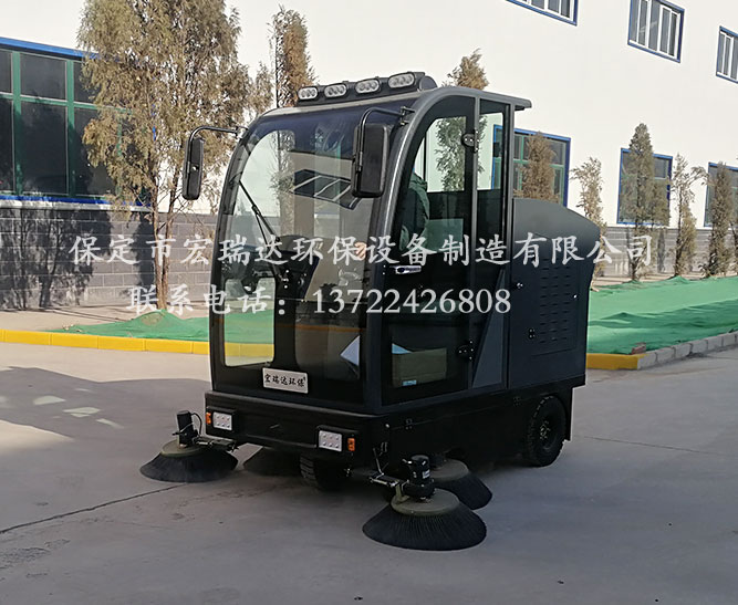 保定宏瑞達電動清掃車在山西平遙磚廠上崗